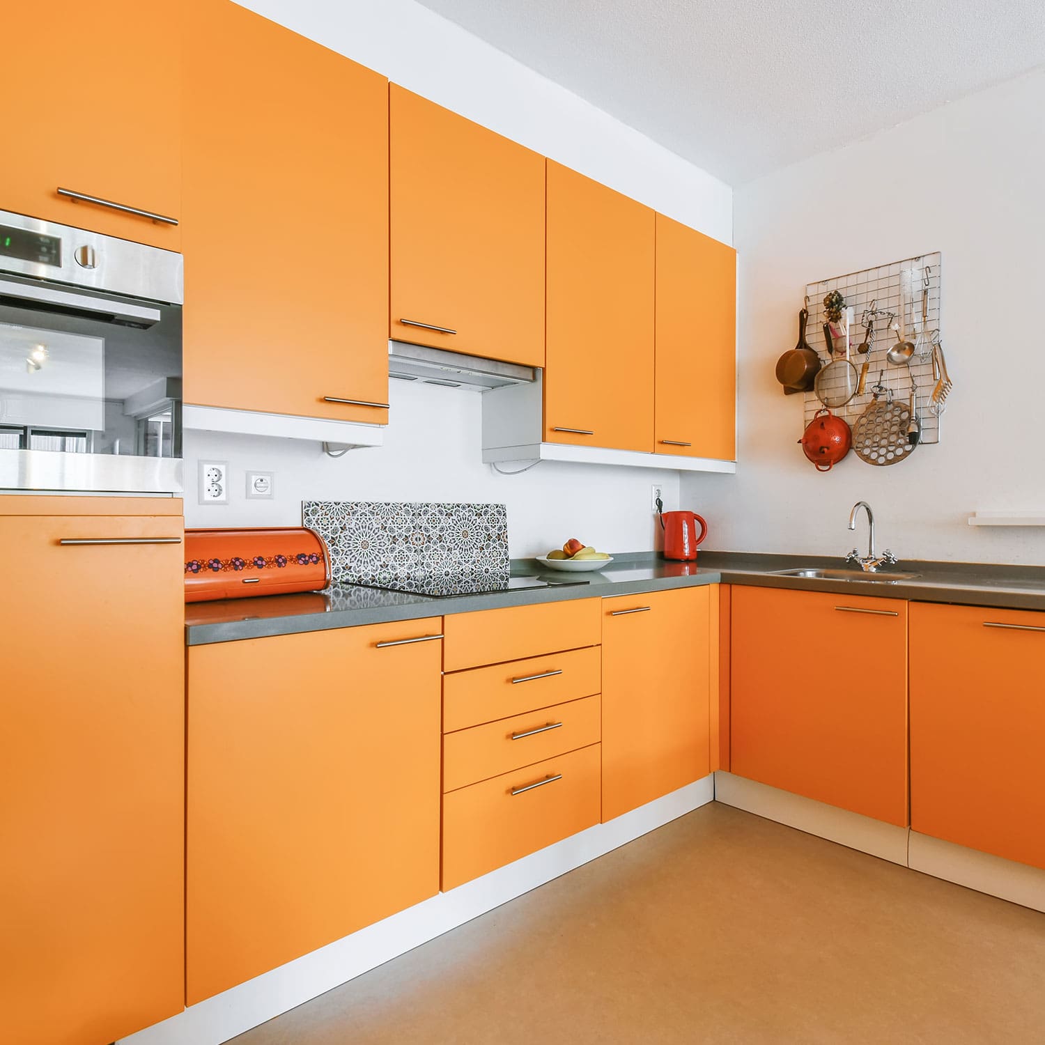 Vinteri keuken wrappen oranje min